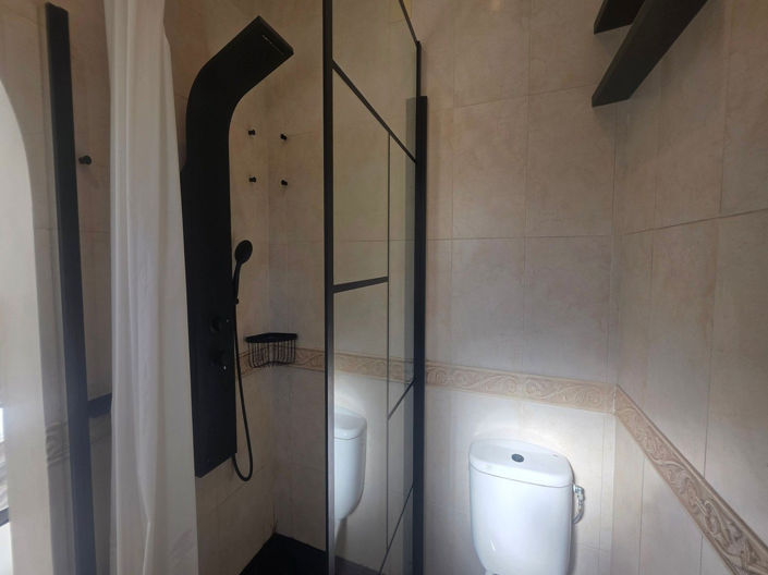 Image No.28-2 Bed House for sale