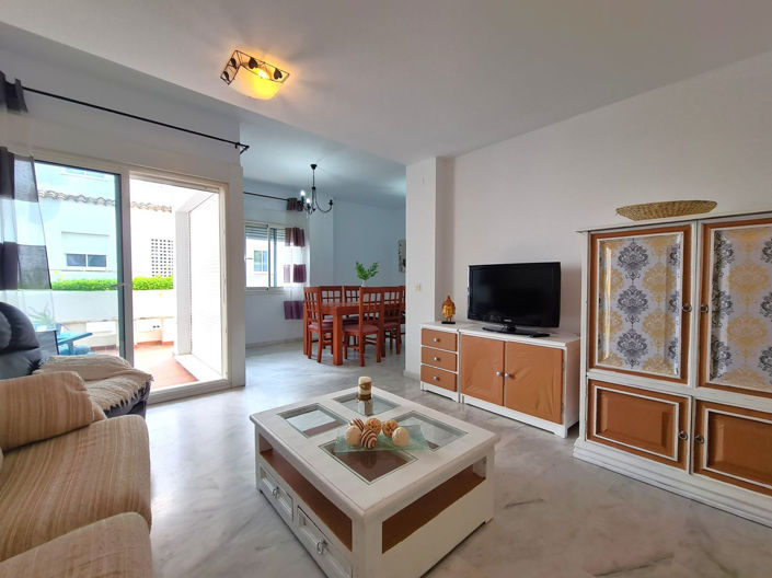 Image No.2-Appartement de 3 chambres à vendre à Estepona