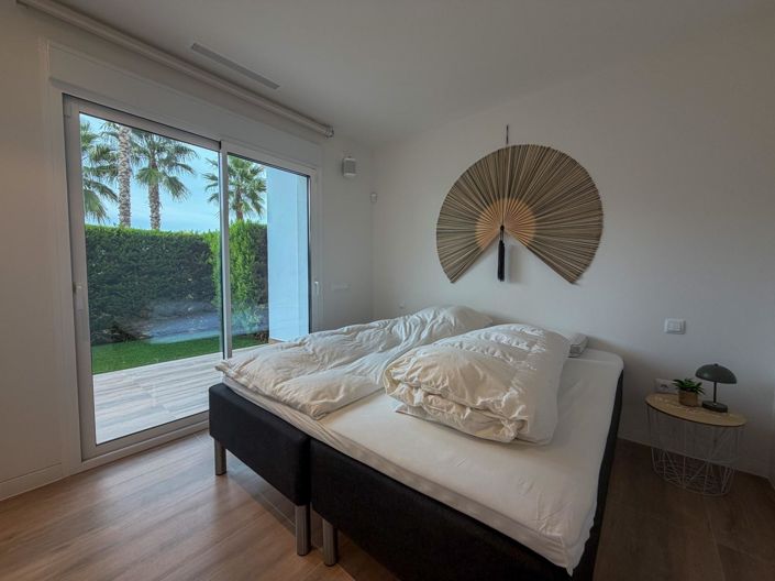 Image No.15-3 Bed Apartment for sale