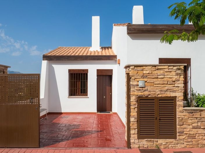 Image No.12-3 Bed Villa for sale