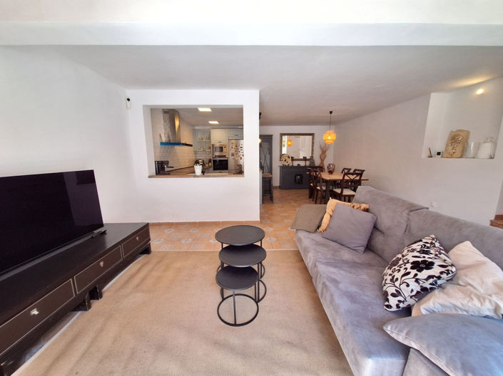 Image No.2-3 Bed House for sale