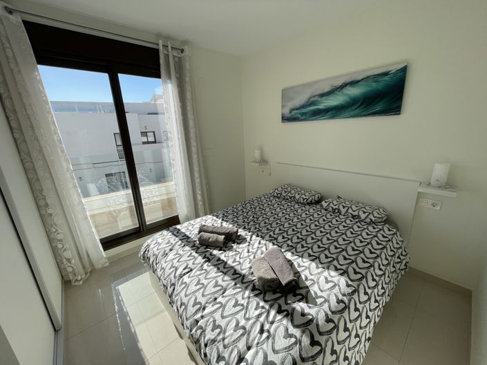 Image No.21-2 Bed House for sale