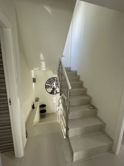 Image No.31-2 Bed House for sale