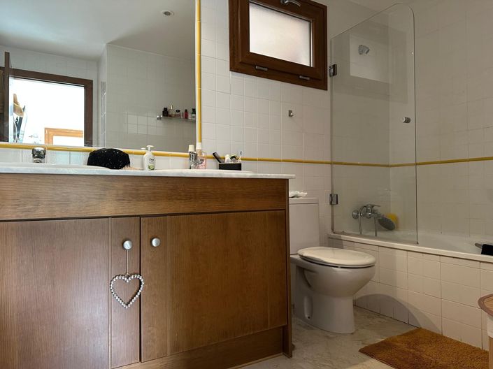 Image No.19-2 Bed Apartment for sale