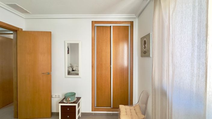 Image No.29-2 Bed Apartment for sale