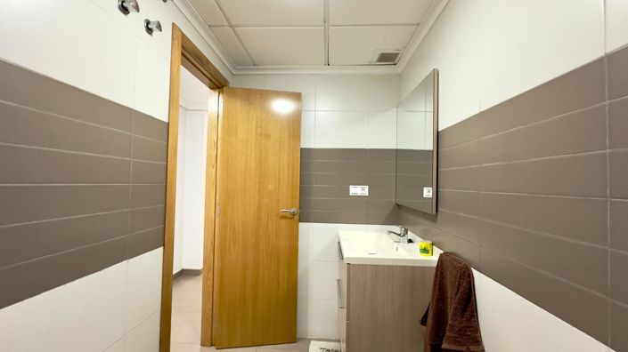 Image No.34-2 Bed Apartment for sale