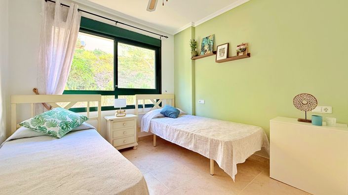 Image No.28-2 Bed Townhouse for sale