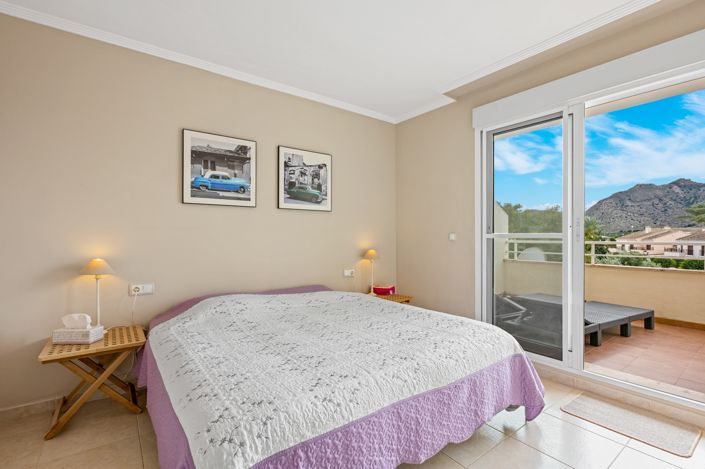 Image No.17-3 Bed Apartment for sale