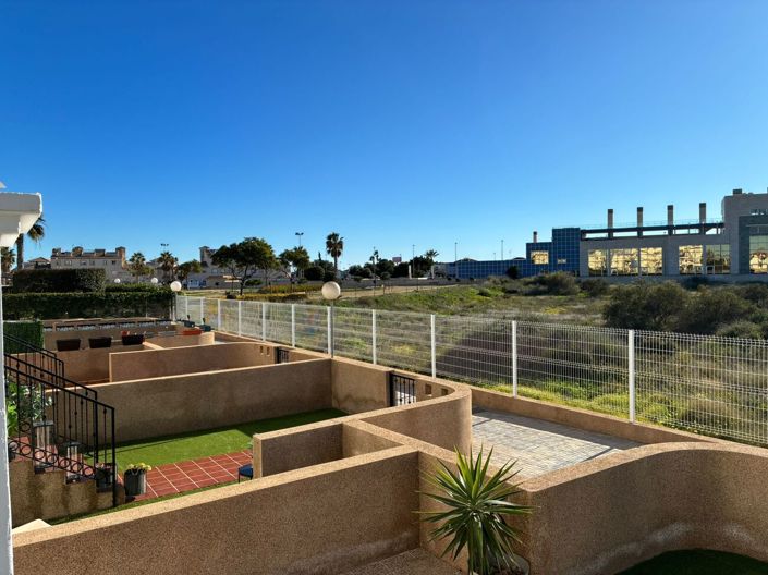 Image No.26-2 Bed Apartment for sale