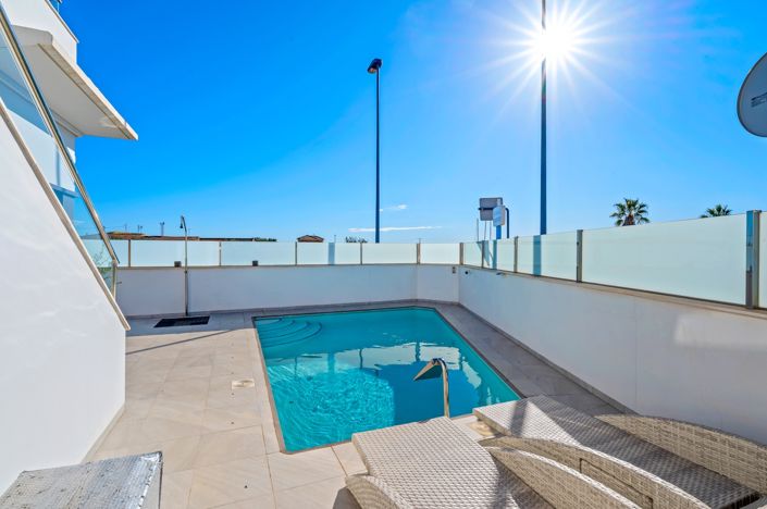 Image No.25-3 Bed Villa for sale