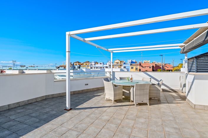 Image No.26-3 Bed Villa for sale