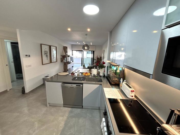 Image No.10-2 Bed Apartment for sale