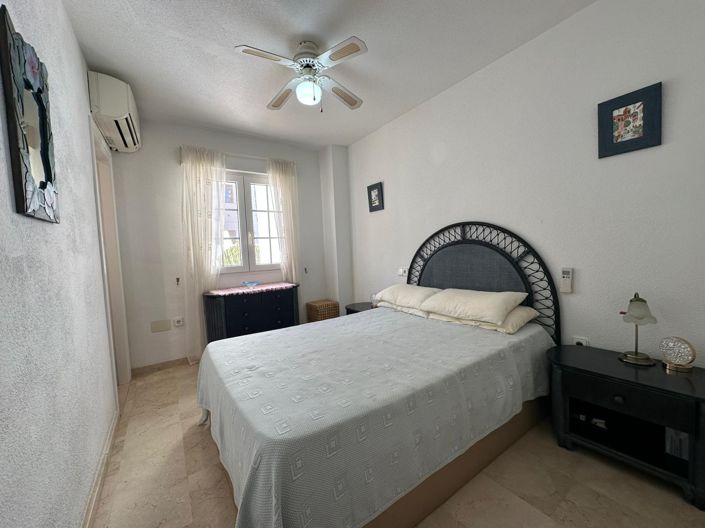 Image No.17-2 Bed Townhouse for sale