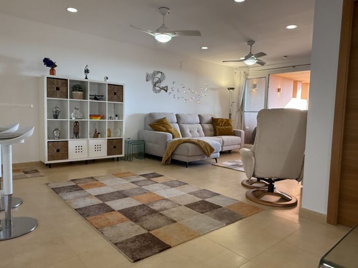 Image No.19-3 Bed Apartment for sale