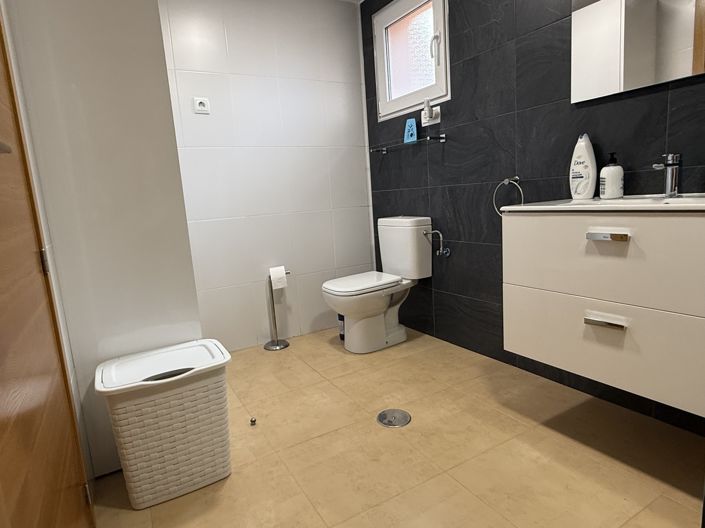 Image No.7-3 Bed Apartment for sale