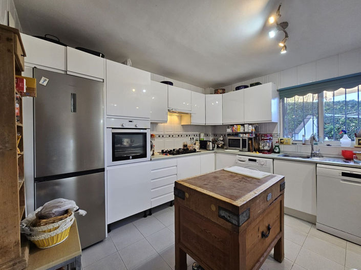 Image No.6-3 Bed Townhouse for sale