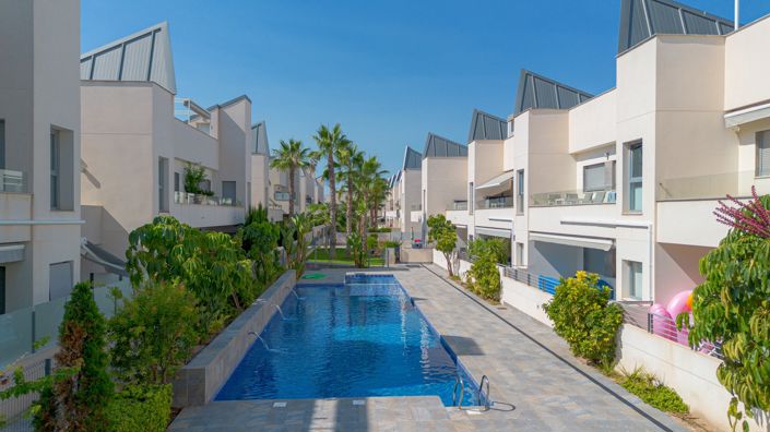 Image No.17-2 Bed Apartment for sale