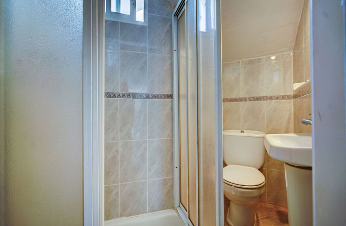 Image No.12-2 Bed Apartment for sale