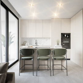 11-20939a0134ad724a8cb2a801094d15a4