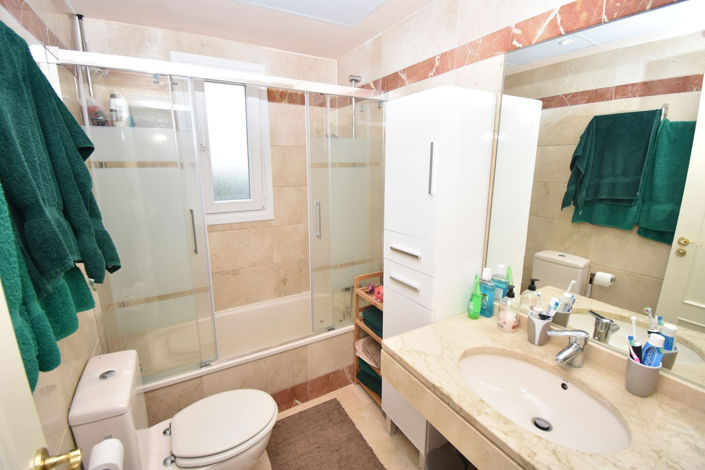 Image No.13-2 Bed Apartment for sale