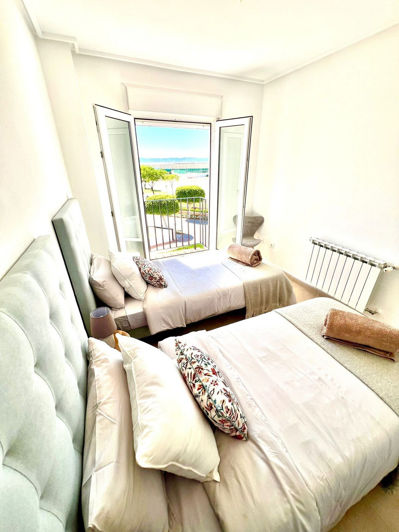 Image No.12-2 Bed Apartment for sale