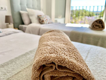 13-5fd73dea700db77384c091ca9818b1a9