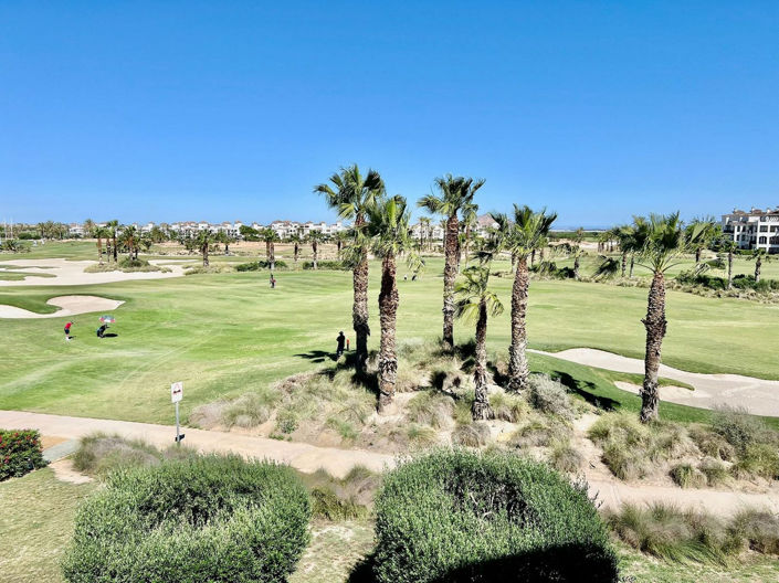 Image No.20-2 Bed Apartment for sale