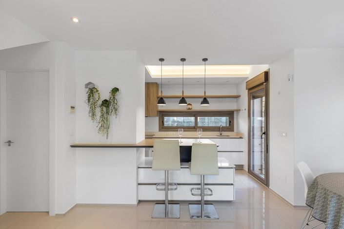 Image No.16-3 Bed Duplex for sale