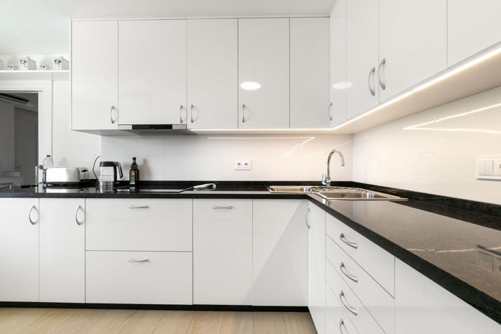 Image No.10-3 Bed Villa for sale