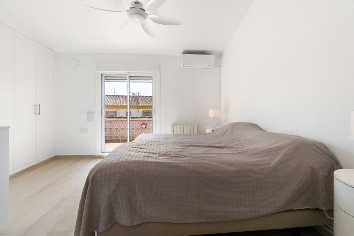 Image No.17-3 Bed Villa for sale