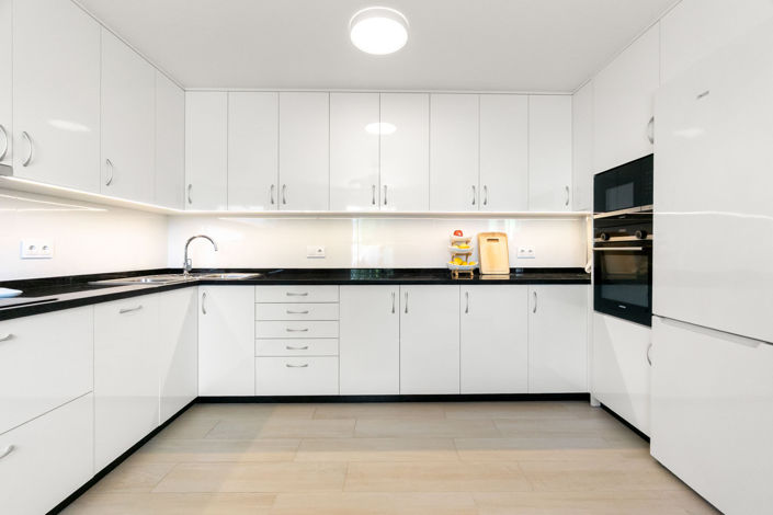 Image No.9-3 Bed Villa for sale