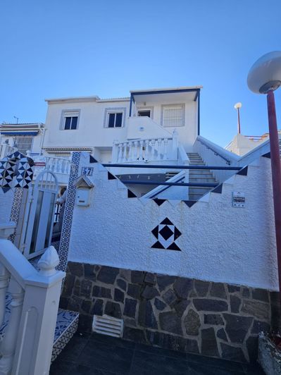 Image No.9-3 Bed Duplex for sale