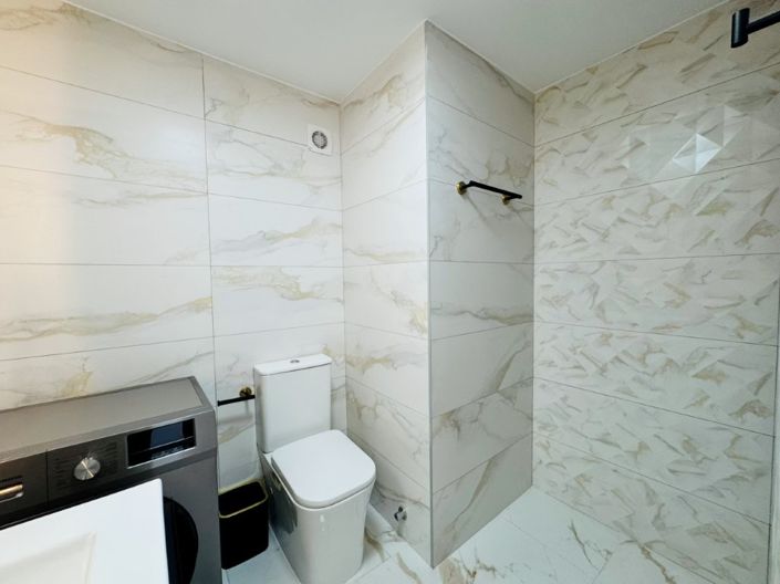 Image No.11-3 Bed Apartment for sale