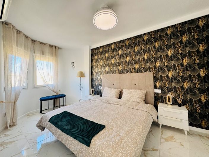 Image No.17-3 Bed Apartment for sale