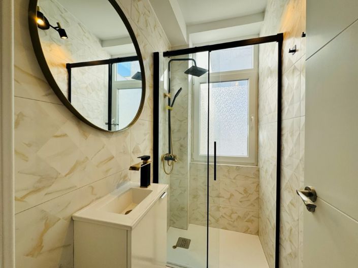 Image No.8-3 Bed Apartment for sale