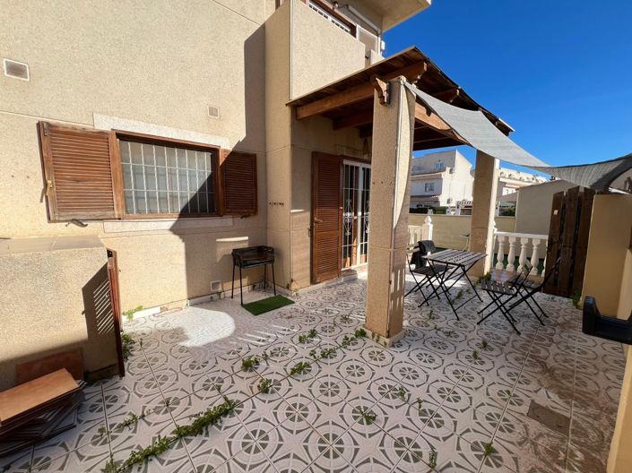 Image No.25-3 Bed Quad for sale