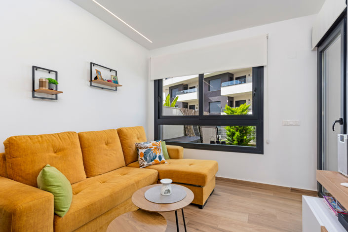 Image No.10-2 Bed Apartment for sale