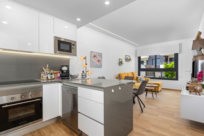 Image No.14-2 Bed Apartment for sale