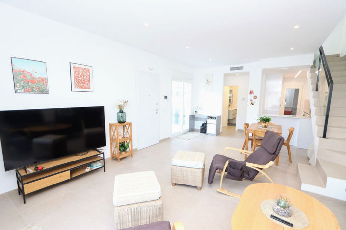 Image No.12-3 Bed House for sale