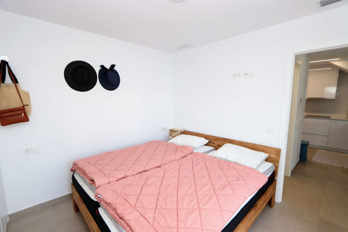 Image No.22-3 Bed House for sale