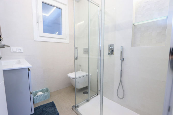 Image No.23-3 Bed House for sale