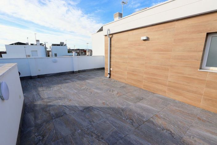 Image No.34-3 Bed House for sale