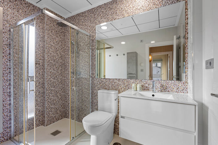 Image No.18-5 Bed Villa for sale