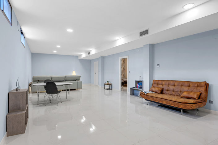 Image No.19-5 Bed Villa for sale