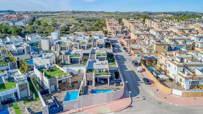 Image No.49-5 Bed Villa for sale