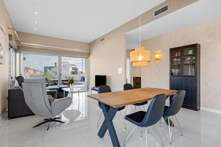 Image No.5-5 Bed Villa for sale