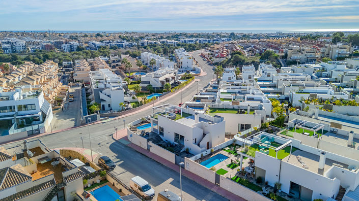 Image No.50-5 Bed Villa for sale