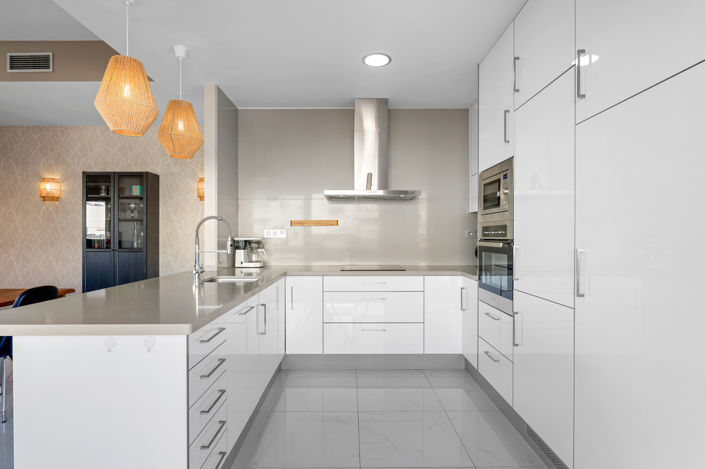 Image No.8-5 Bed Villa for sale