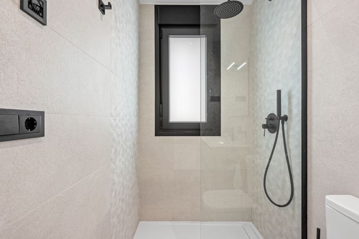 Image No.29-3 Bed Villa for sale