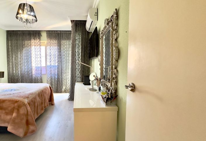 Image No.37-4 Bed Apartment for sale